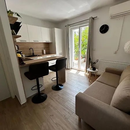 Maria Apartment *